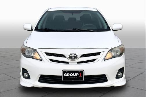 Super White 2011 Toyota Corolla S