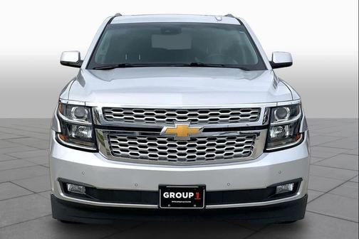 Silver Ice Metallic 2018 Chevrolet Suburban LT