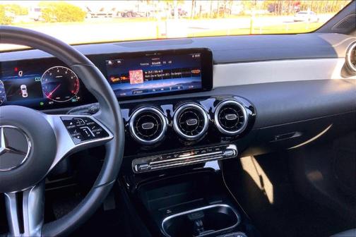 2025 Mercedes-Benz CLA 250 Base 4MATIC
