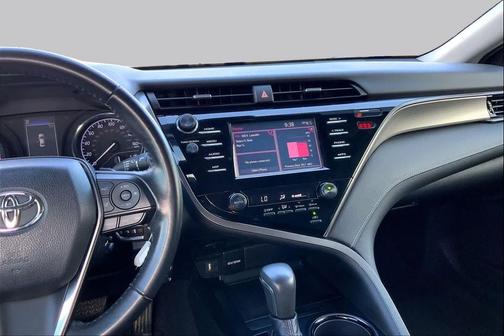 Celestial Silver Metallic 2019 Toyota Camry SE
