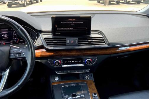2018 Audi Q5 2.0T Premium Plus