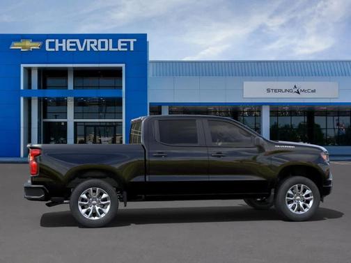 2025 Chevrolet Silverado 1500 Custom