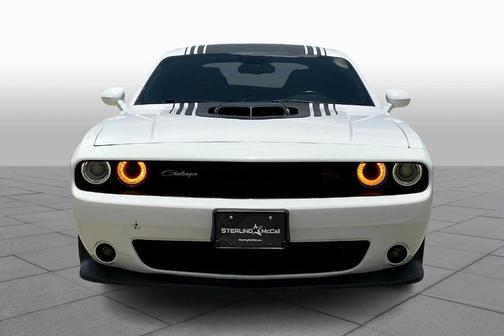 2016 Dodge Challenger 392 Hemi Scat Pack Shaker