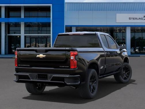 2025 Chevrolet Silverado 1500 Custom