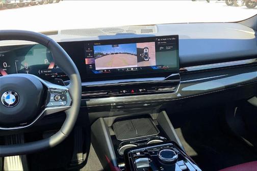 2025 BMW 530 i