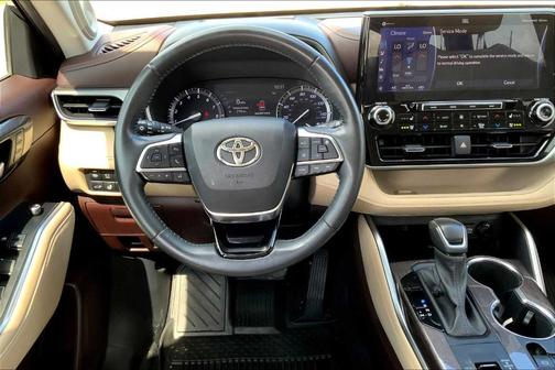 2020 Toyota Highlander Platinum