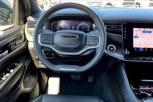 2023 Jeep Wagoneer L Series III
