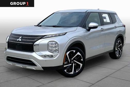 Alloy Silver Metallic 2024 Mitsubishi Outlander SE