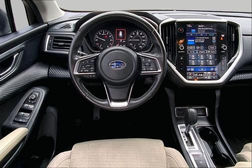Crystal White Pearl 2023 Subaru Ascent Premium 8-Passenger
