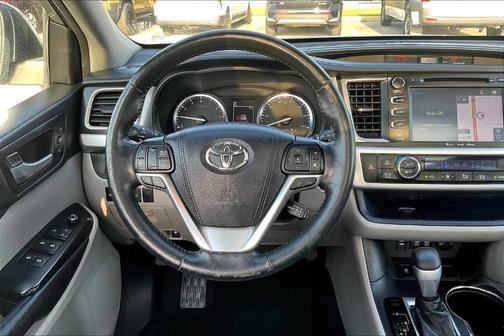 2018 Toyota Highlander Limited Platinum