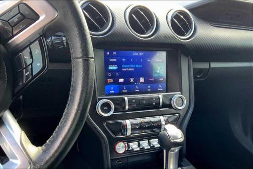 2021 Ford Mustang EcoBoost