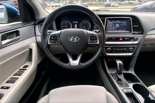 2018 Hyundai SONATA SEL
