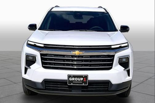 Summit White 2027 Chevrolet Traverse LT