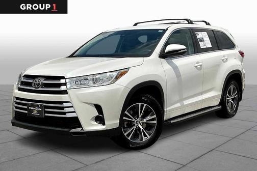 2017 Toyota Highlander LE