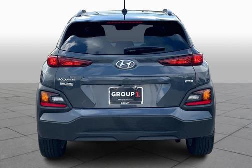 2021 Hyundai KONA SEL