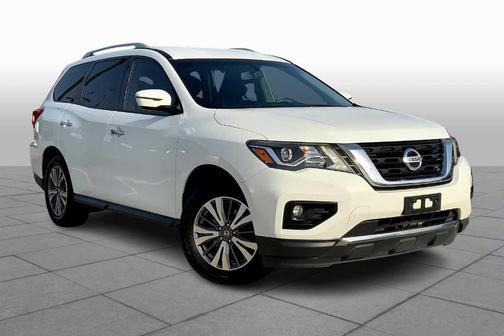 2017 Nissan Pathfinder SV