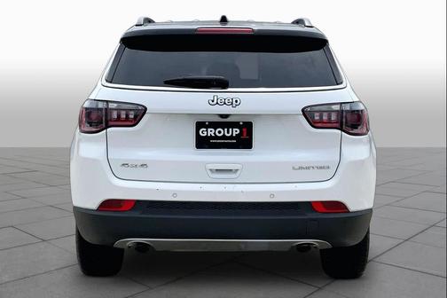 Bright White Clearcoat 2023 Jeep Compass Limited