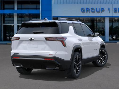 White 2026 Chevrolet Equinox RS