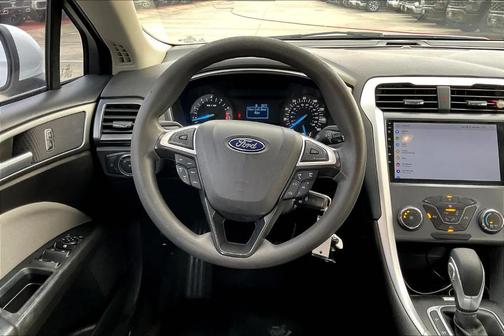 2016 Ford Fusion S