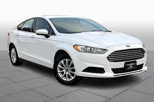 2016 Ford Fusion S