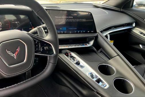 2026 Chevrolet Corvette Stingray w/2LT