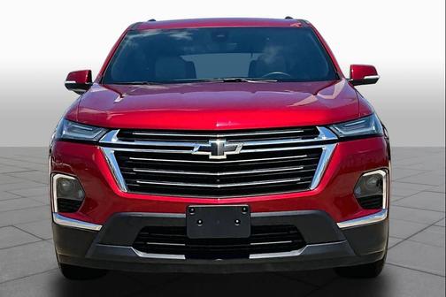 Radiant Red Tintcoat 2023 Chevrolet Traverse LT Cloth