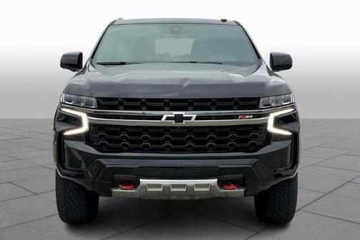 Photo 3 of 33 of 2022 Chevrolet Suburban Z71