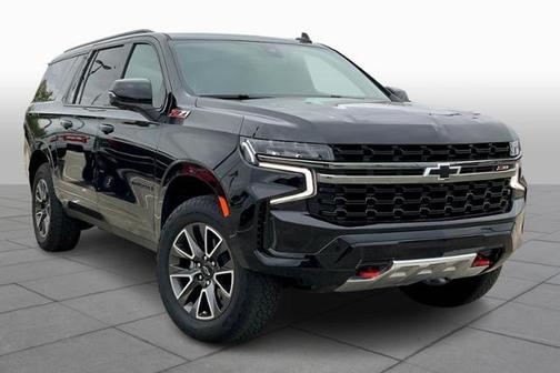 Photo 2 of 33 of 2022 Chevrolet Suburban Z71
