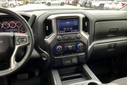 2022 Chevrolet Silverado 1500 Limited LT Trail Boss