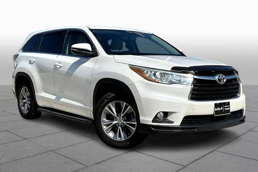 2015 Toyota Highlander LE