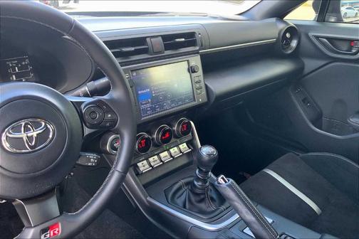 2024 Toyota GR86 Premium