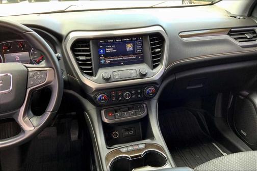 2021 GMC Acadia AT4