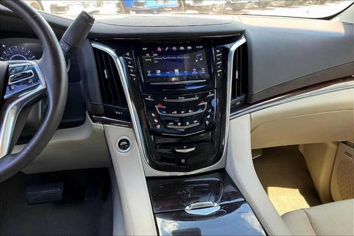 2016 Cadillac Escalade Premium