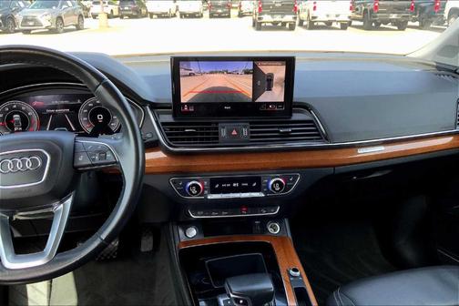 2023 Audi Q5 45 S line Premium Plus