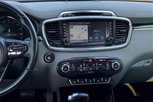 2018 Kia Sorento SX