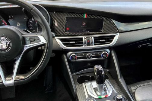 2019 Alfa Romeo Giulia Base