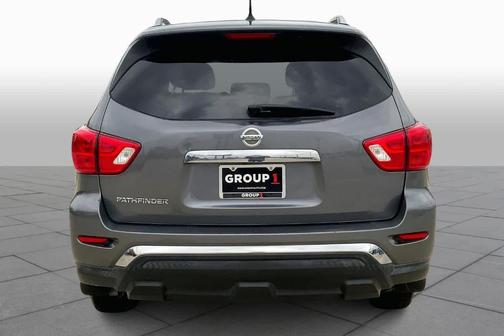 2017 Nissan Pathfinder S