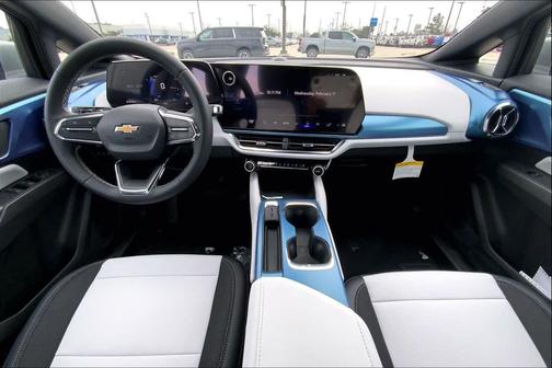 GXD/STERLING GR 2026 Chevrolet Equinox EV LT