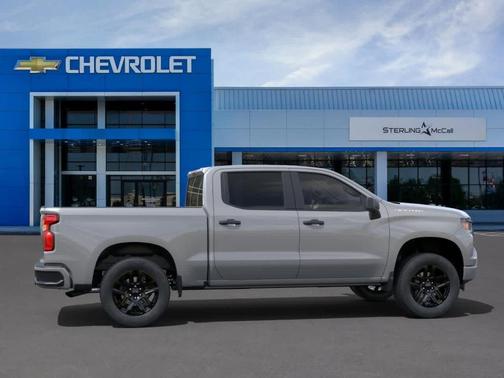 2025 Chevrolet Silverado 1500 Custom
