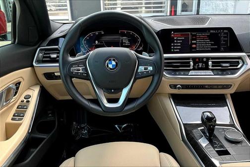 2022 BMW 330 i