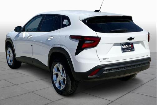 Summit White 2026 Chevrolet Trax LS