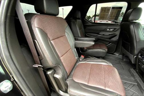 2023 Chevrolet Traverse High Country