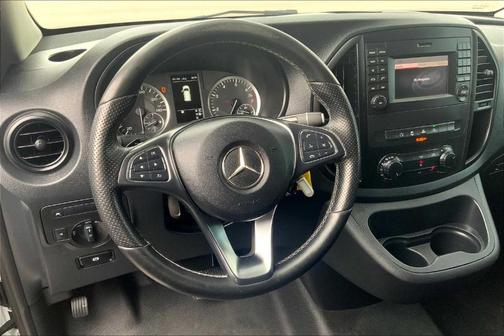 2019 Mercedes-Benz Metris Base