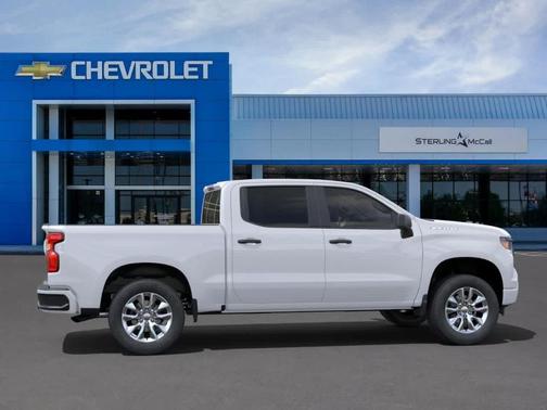 2025 Chevrolet Silverado 1500 Custom