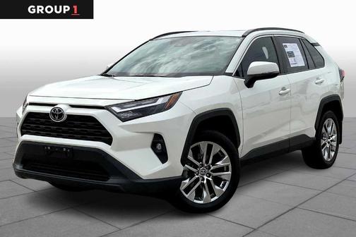 2022 Toyota RAV4 XLE Premium