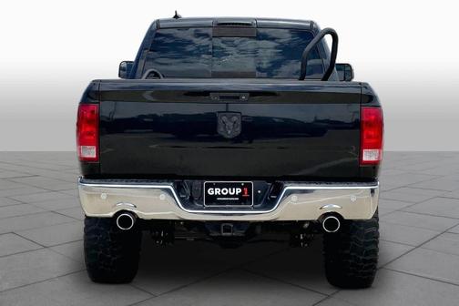 Brilliant Black Crystal Pearlcoat 2015 RAM 1500 SLT