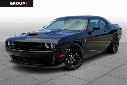 Pitch Black Clearcoat 2019 Dodge Challenger R/T Scat Pack