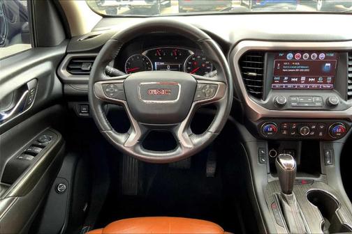 2017 GMC Acadia SLT