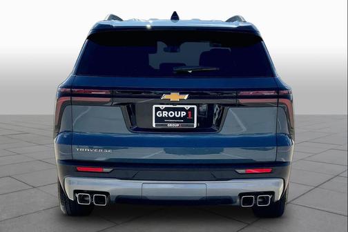 Lakeshore Blue Metallic 2026 Chevrolet Traverse LT