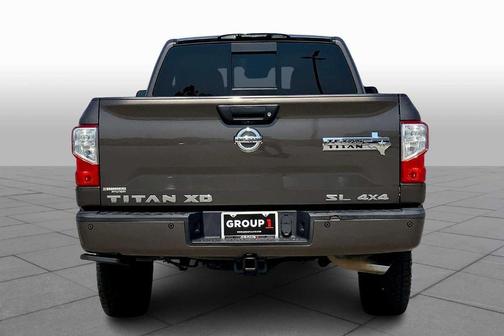 2017 Nissan Titan XD SL